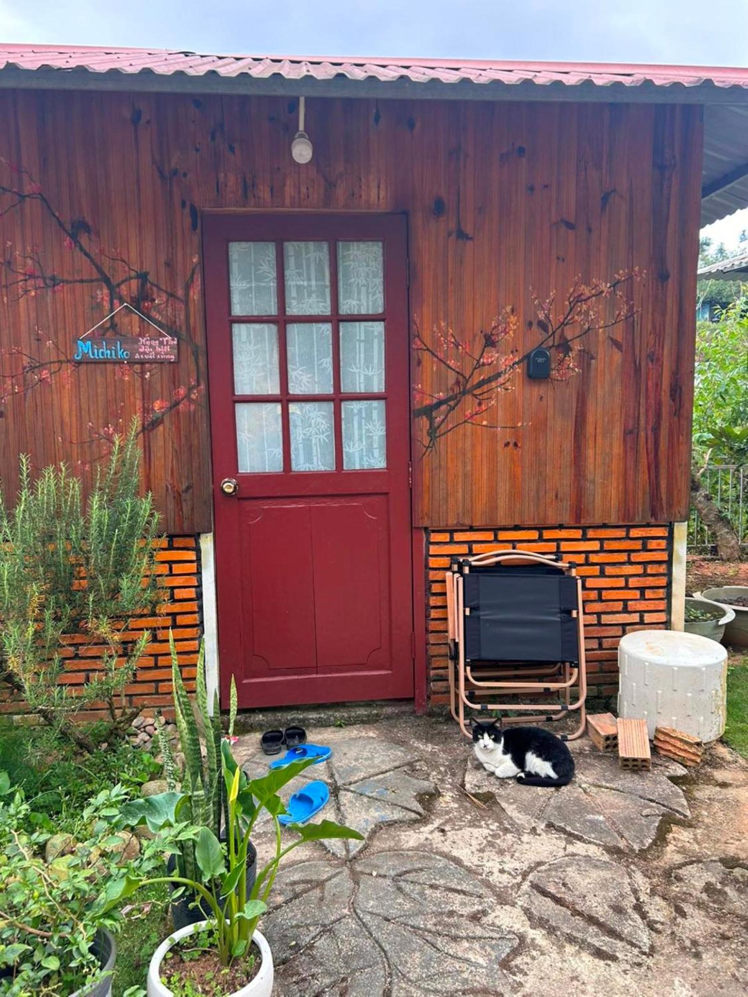 Nha Ben Ho - Da Lat Homestay Eksteriør billede